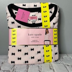 Kate Spade Soft Fleece 2 Piece Pyjama Set